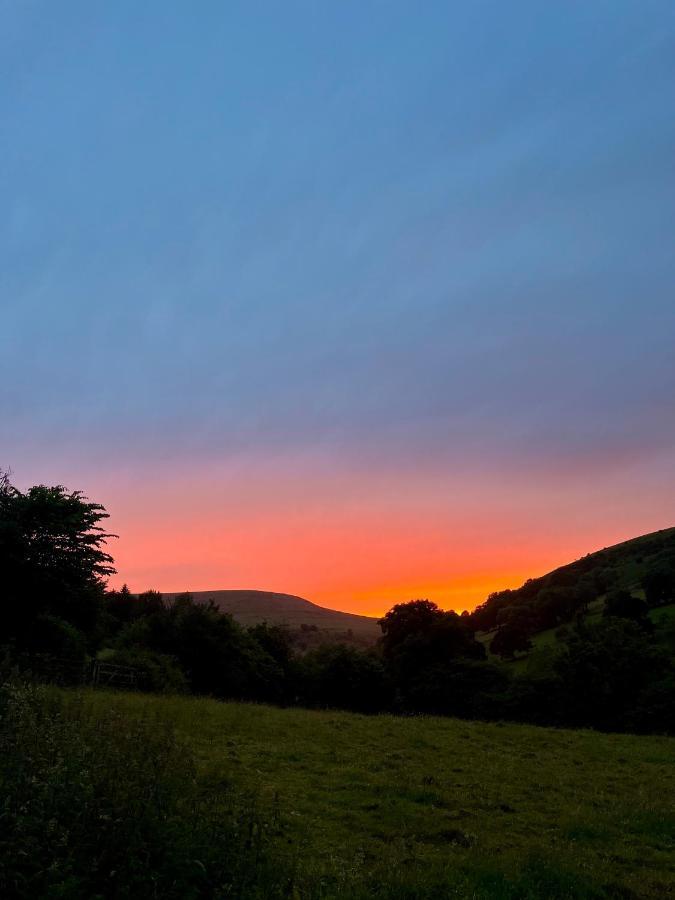 Black Mountains Stylish Hideaway, Nr Crickhowell Llanbedr  Eksteriør bilde